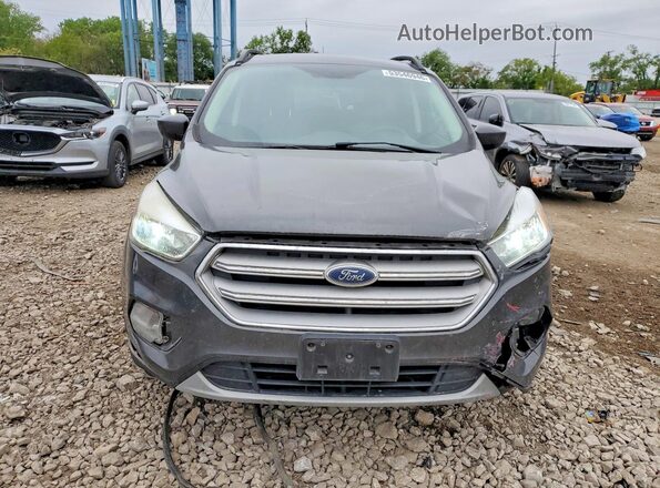 1FMCU0GD8JUA02451 2018 FORD ESCAPE Gray Widok z przodu