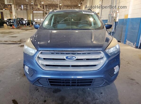1FMCU0GD8JUA03731 2018 FORD ESCAPE Синий Вид спереди