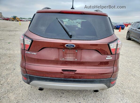 1FMCU0GD8JUB11279 2018 FORD ESCAPE Темно-бордовый Вид сзади