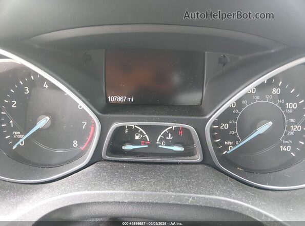 1FMCU0GD8JUD20635 2018 FORD ESCAPE Beige Vista de los asientos traseros