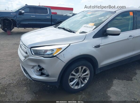 1FMCU0GD8KUA16674 2019 FORD ESCAPE Silver სალონის 360-გრადუსიანი ხედი