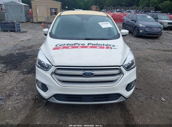 1FMCU0GD8KUB93449 2019 FORD ESCAPE Black Սարքավորումների վահանակի տեսք