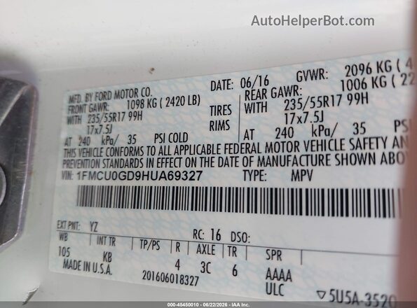 1FMCU0GD9HUA69327 2017 FORD ESCAPE White Vista del compartimento del motor