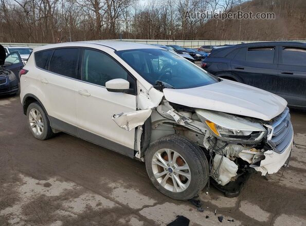 1FMCU0GD9HUB93582 2017 FORD ESCAPE Белый 