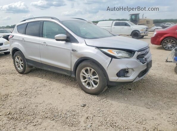 1FMCU0GD9HUD38281 2017 FORD ESCAPE Gray Przód prawy