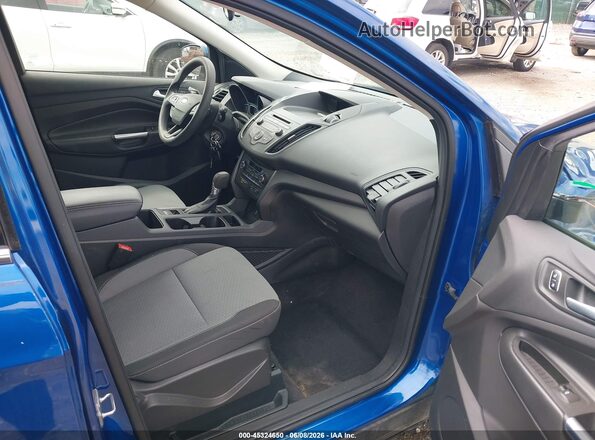 1FMCU0GD9HUE42589 2017 FORD ESCAPE Blue წინა სალონის ხედი