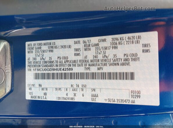 1FMCU0GD9HUE42589 2017 FORD ESCAPE Blue ძრავის განყოფილების ხედი