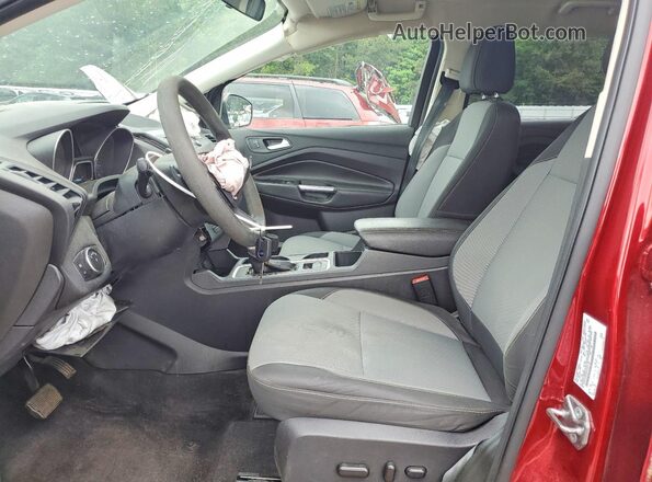1FMCU0GD9HUE91758 2017 FORD ESCAPE Красный Вид салона спереди
