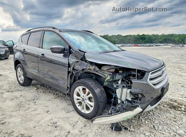 1FMCU0GD9JUA25480 2018 FORD ESCAPE Gray Delantero derecho