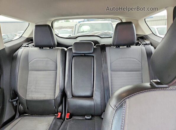 1FMCU0GD9JUA79460 2018 FORD ESCAPE Blue 