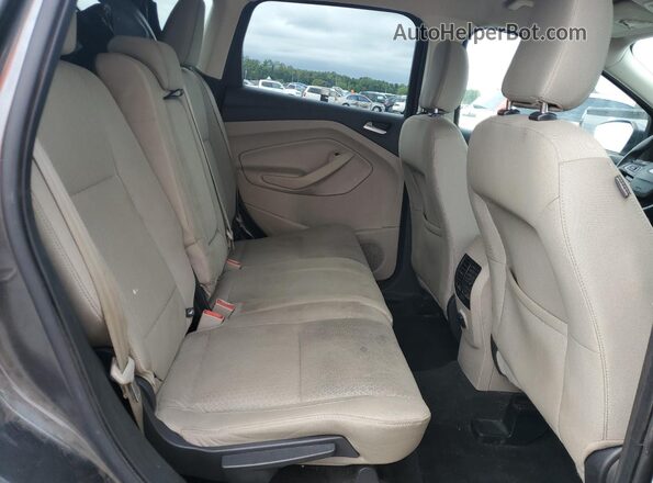 1FMCU0GD9JUD06999 2018 FORD ESCAPE Gray Вид задньої частини салону