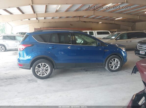 1FMCU0GD9JUD33779 2018 FORD ESCAPE Blue Вид задньої частини салону