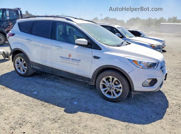 1FMCU0GD9JUD37802 2018 FORD ESCAPE White 