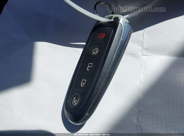 1FMCU0GD9KUB05153 2019 FORD ESCAPE White Widok deski rozdzielczej
