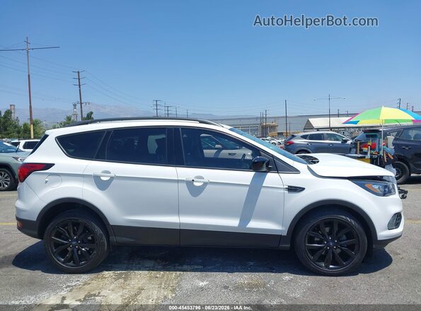 1FMCU0GD9KUB05153 2019 FORD ESCAPE White Widok wnętrza 360 stopni