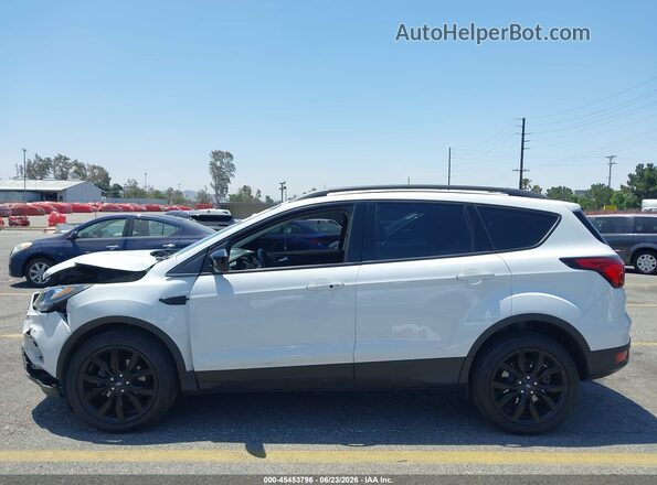 1FMCU0GD9KUB05153 2019 FORD ESCAPE White 