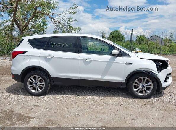 1FMCU0GD9KUB66969 2019 FORD ESCAPE White Rear interior view