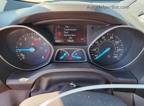 1FMCU0GDXHUB73440 2017 FORD ESCAPE White ხელსაწყოთა პანელის ხედი