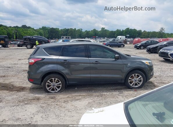 1FMCU0GDXHUC39341 2017 FORD ESCAPE Gray Vista interior trasera