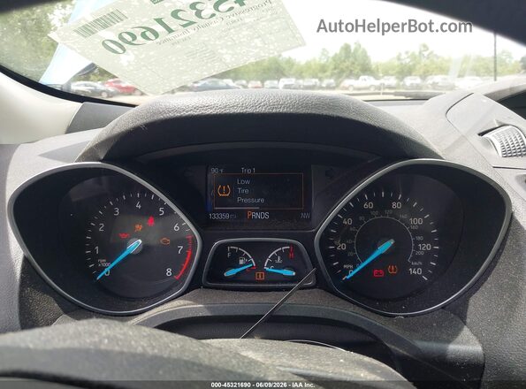1FMCU0GDXHUE68585 2017 FORD ESCAPE Blue Հետևի նստատեղերի տեսք