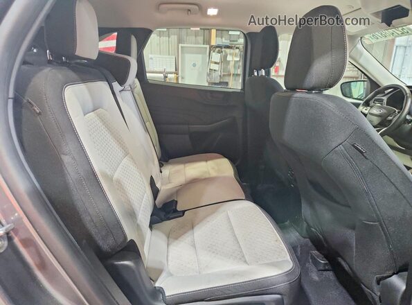 1FMCU0GN2PUB35546 2023 FORD ESCAPE Gray Widok wnętrza z tyłu