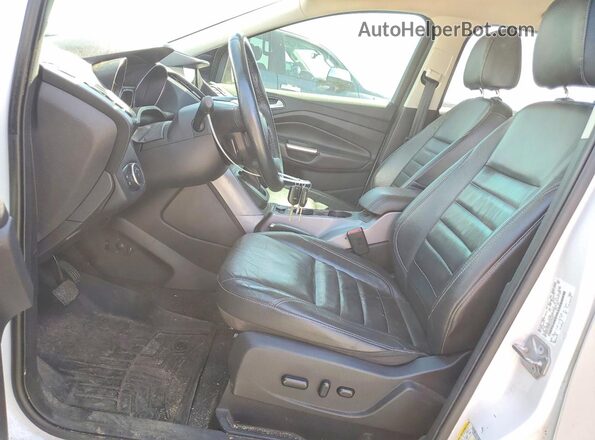 1FMCU0GX0GUB15927 2016 FORD ESCAPE White Front interior view