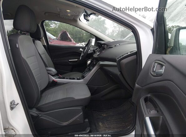 1FMCU0GX0GUB56462 2016 FORD ESCAPE White 