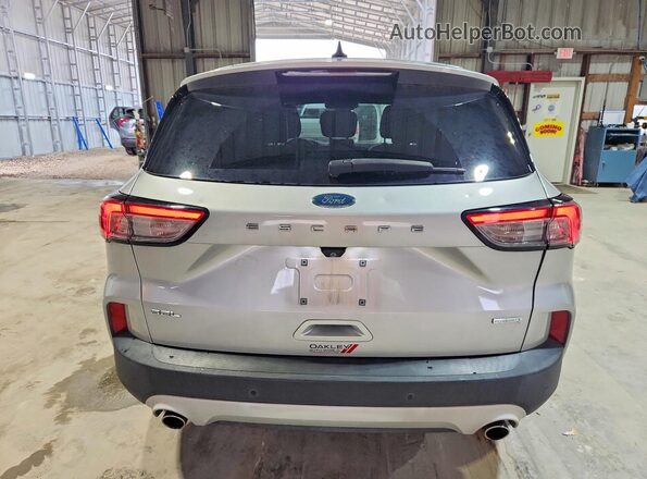 1FMCU0H61LUA11575 2020 FORD ESCAPE Silver Rear view