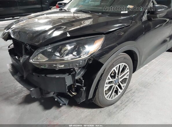 1FMCU0H67LUB20543 2020 FORD ESCAPE Black Front view