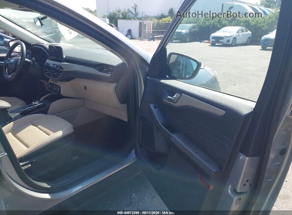 1FMCU0H6XMUA53017 2021 FORD ESCAPE Silver 