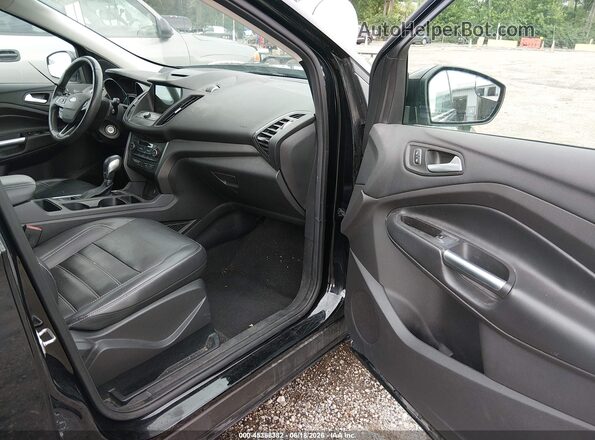 1FMCU0HD0JUB91613 2018 FORD ESCAPE Black Вид салону спереду