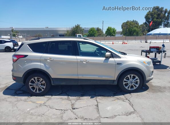 1FMCU0HD3JUA24629 2018 FORD ESCAPE Brown Rear interior view