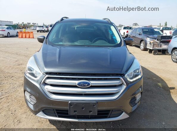 1FMCU0HD5JUD44535 2018 FORD ESCAPE Gray ხელსაწყოთა პანელის ხედი