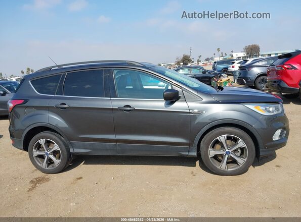 1FMCU0HD5JUD44535 2018 FORD ESCAPE Gray უკანა სალონის ხედი