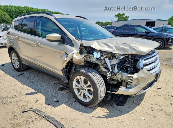 1FMCU0HD9JUB05912 2018 FORD ESCAPE Золотой Передняя правая четверть