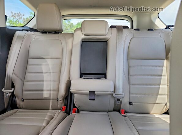1FMCU0HD9JUB05912 2018 FORD ESCAPE Золотой Вид задних сидений