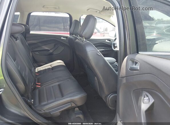 1FMCU0HDXKUC24540 2019 FORD ESCAPE Gray VIN կոդի պիտակի տեսք