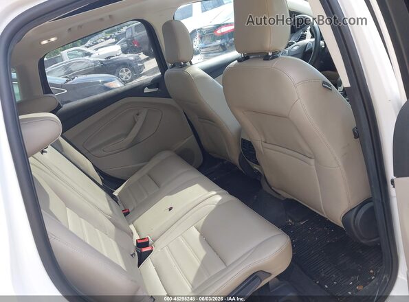 1FMCU0HDXKUC57490 2019 FORD ESCAPE White Vista de la etiqueta del VIN