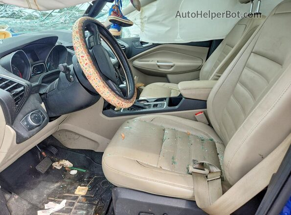 1FMCU0J91HUD24332 2017 FORD ESCAPE Blue Front interior view