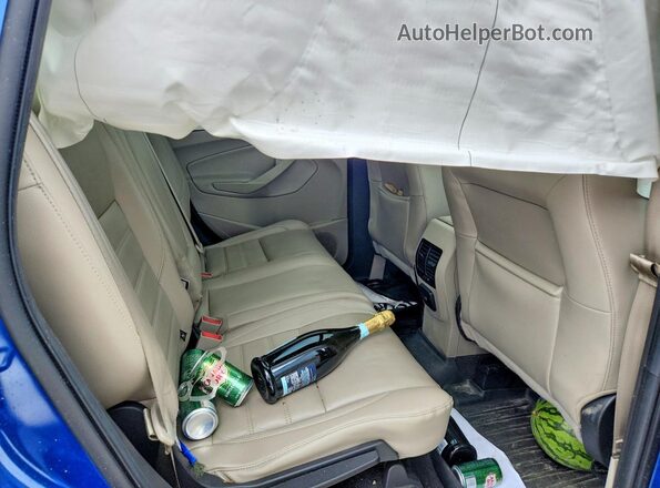 1FMCU0J91HUD24332 2017 FORD ESCAPE Blue Rear seats view