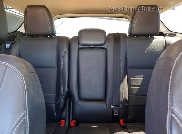 1FMCU0J93GUC60065 2016 FORD ESCAPE Black Widok tylnych siedzeń