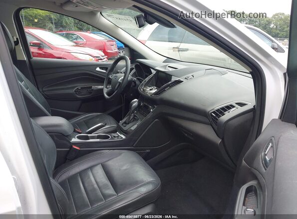 1FMCU0J94GUA04484 2016 FORD ESCAPE White Front interior view