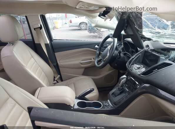 1FMCU0J96GUB31429 2016 FORD ESCAPE Gray Front interior view