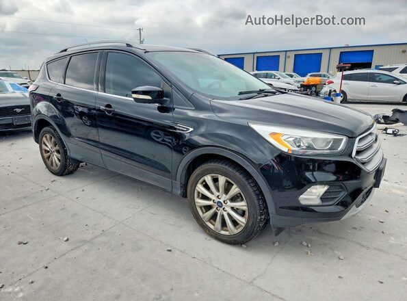 1FMCU0J97HUD57738 2017 FORD ESCAPE Black Przód prawy