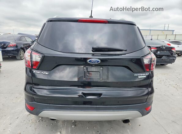 1FMCU0J97HUD57738 2017 FORD ESCAPE Black Widok z tyłu