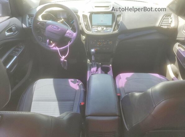 1FMCU0JD0HUD72389 2017 FORD ESCAPE Серебряный Вид панели приборов