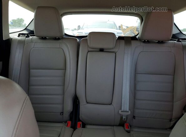 1FMCU0JD2HUA77441 2017 FORD ESCAPE Оранжевый Вид задних сидений