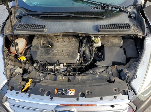 1FMCU0JD2HUB20336 2017 FORD ESCAPE Gray Widok komory silnika