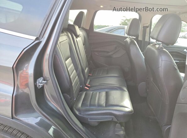 1FMCU0JD2HUB20336 2017 FORD ESCAPE Gray Widok wnętrza z tyłu
