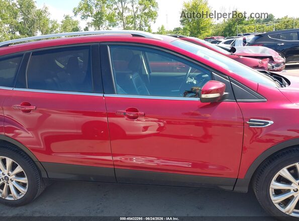 1FMCU0JD2HUC64372 2017 FORD ESCAPE Red Սալոնի հետևի տեսք